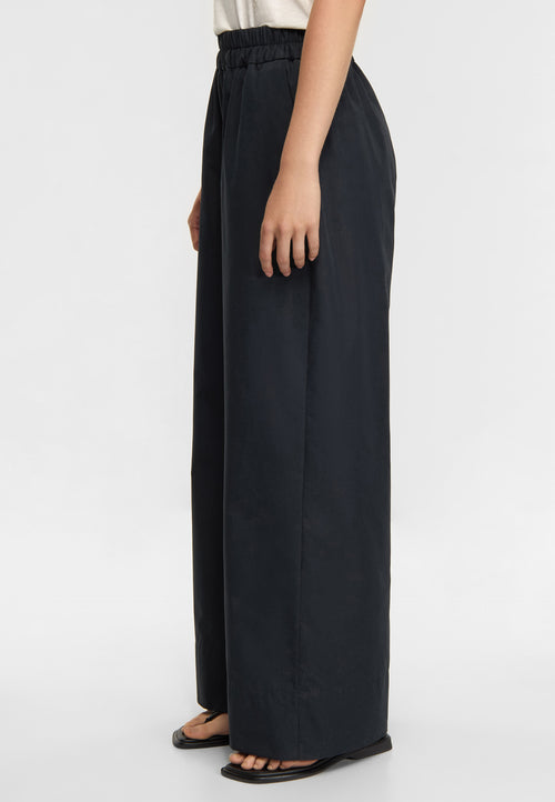 Saralee dark navy